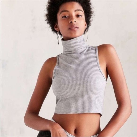Kimchi Blue Tops - NWT Urban Outfitters Kimchi Blue Gray Ribbed Turtleneck Bodycon Crop Top Women’s